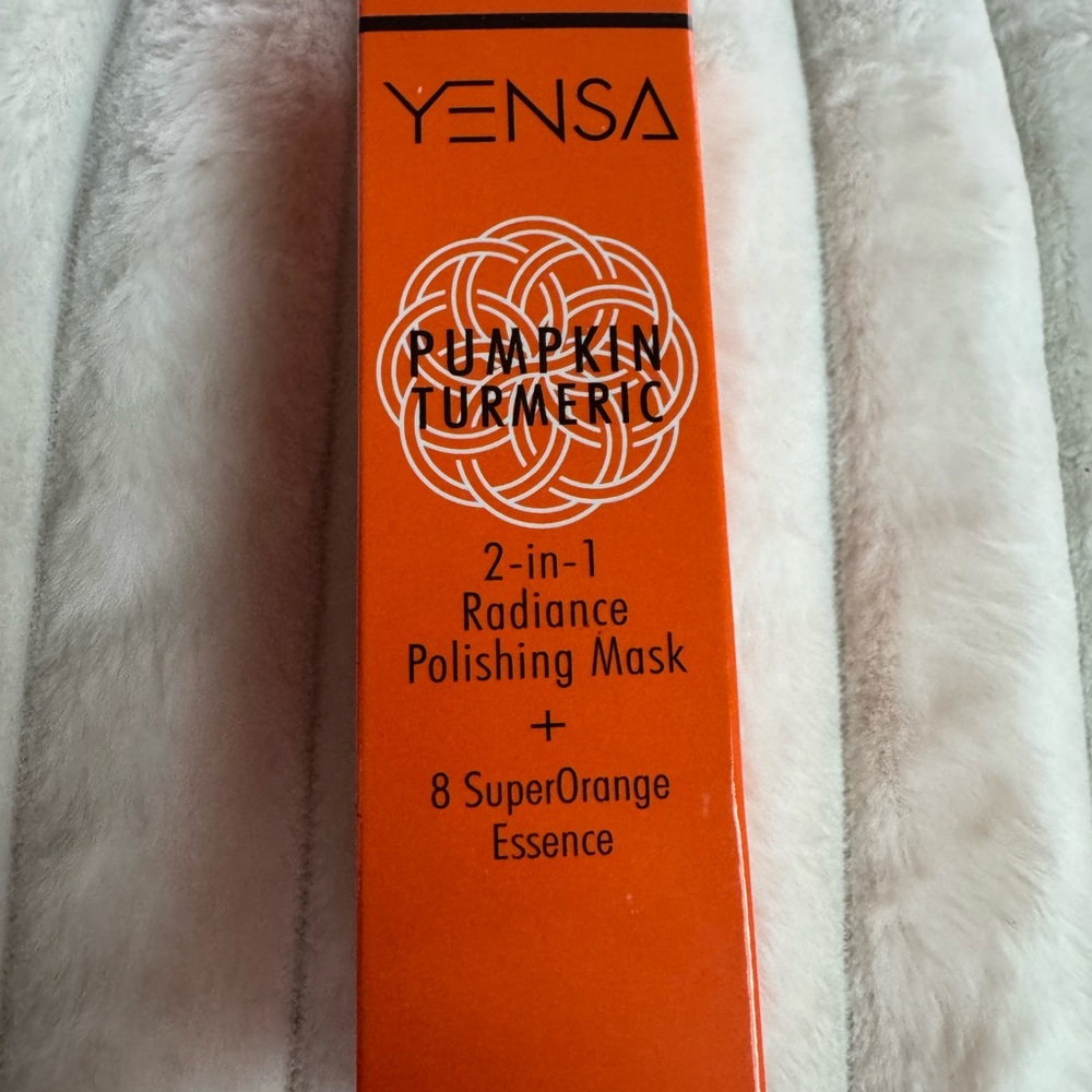 Yensa Pumpkin Turmeric Radiance Polishing Mask